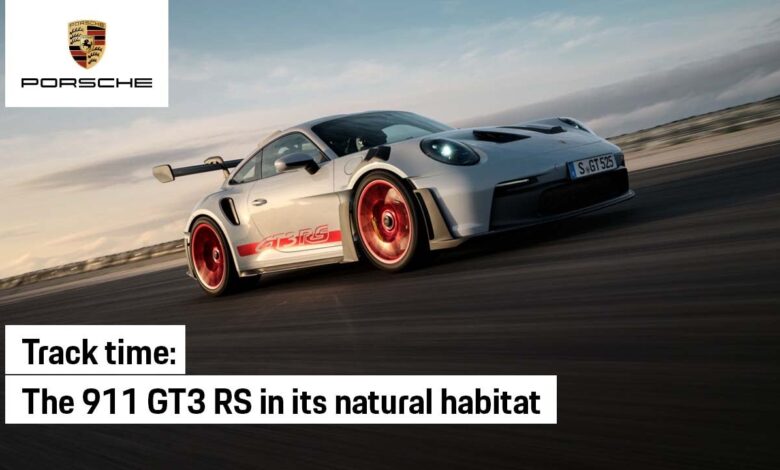 On track in the new Porsche 911 GT3 RS