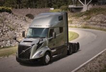 Volvo Trucks – Volvo VNL 660 – Exterior Walkaround