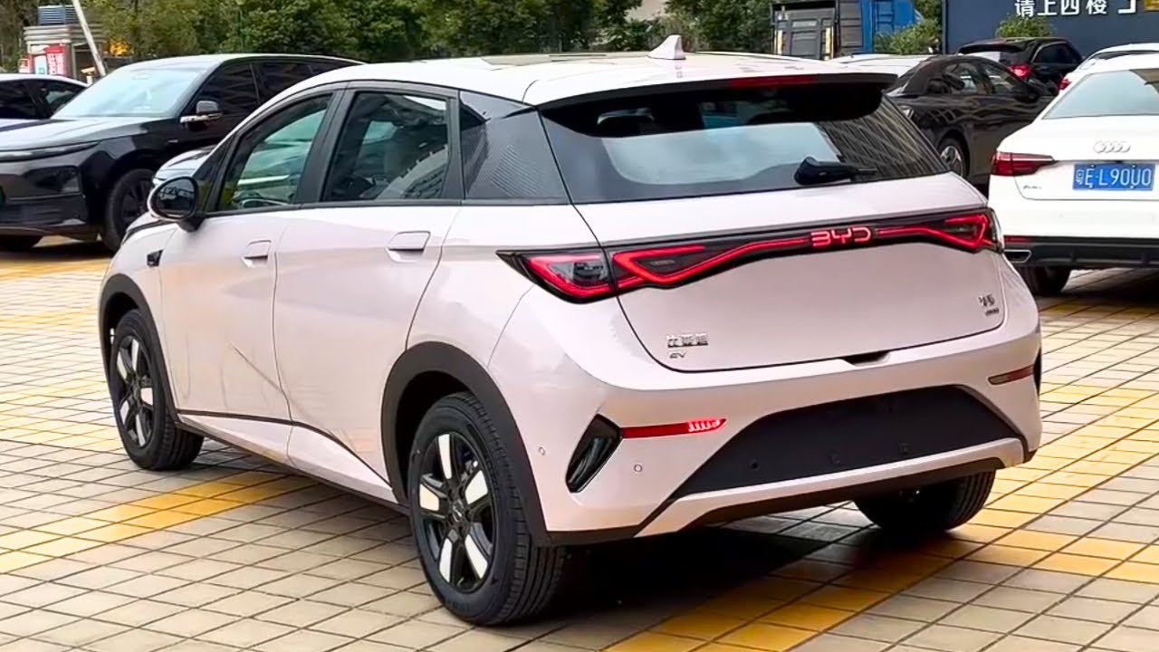 BYD Dolphin